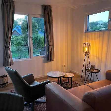 Linked Chalet Oostvoorne
